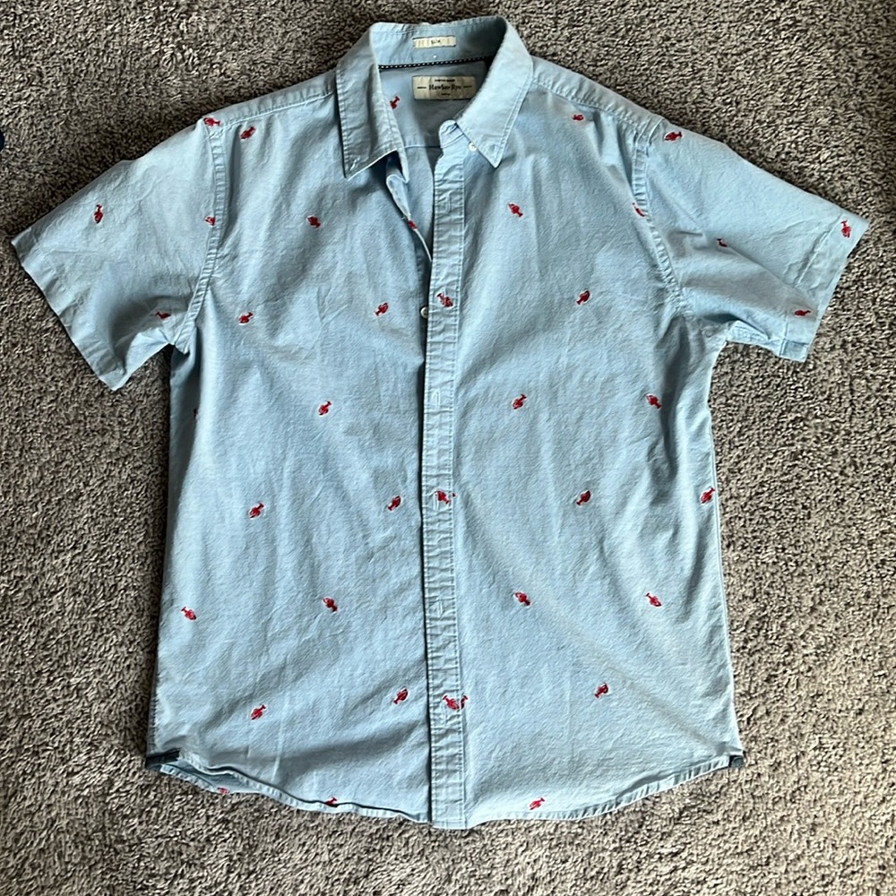 Blue button down short sleeve be with Lobster details